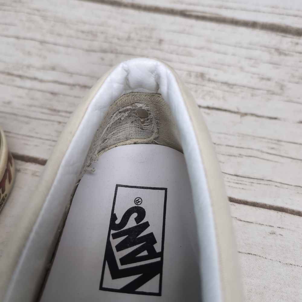 Vans Classic Checkerboard X Fast Times At Ridgemont High Slip On  Men 9 Wmn 10.5 - Picture 3 of 11